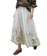 The Super Bloom Eyelet Skirt- White