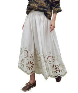 The Super Bloom Eyelet Skirt- White
