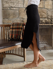 Donegal Unforgettable Skirt- Black