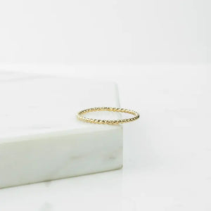 Lasso Stacking Ring- Gold