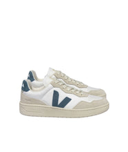 V-90- Extra White California