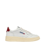 Medalist Low- Leather/ Suede Logo White/ Deep Claret