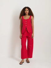 Soho Scoop Vest- Crimson