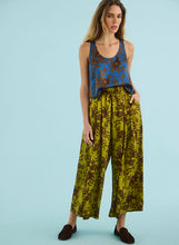 Whisper Pant- Wild Vine Lime