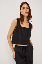 Akira Linen Top- Black