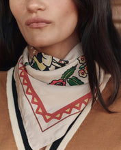 The Derby Silk Bandana- Cream Floral
