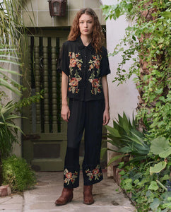 The Tavern Button Up W/ Bouquet Floral Embroidery- Black