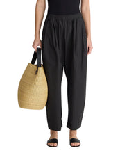 Spa Pleat Pant- Black
