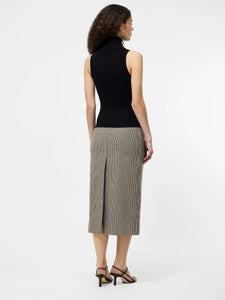 Turtleneck Tank Sweater- Black