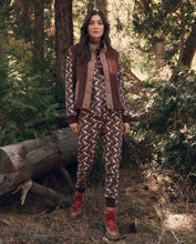 The Plush Crosswind Vest- Hickory w/ Chocolate Dot