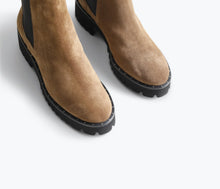 Brooke Boot- Brown Suede