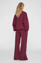 Miles Sweatshirt Collegiate- Burgundy