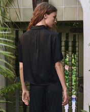 The Tavern Button Up W/ Bouquet Floral Embroidery- Black