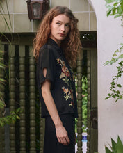 The Tavern Button Up W/ Bouquet Floral Embroidery- Black