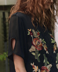 The Tavern Button Up W/ Bouquet Floral Embroidery- Black