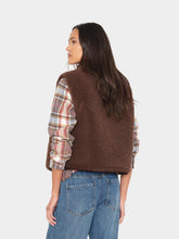 Kensi Vest- Chocolate Brown