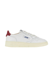 Medalist Low- Leather/ Suede Logo White/ Deep Claret