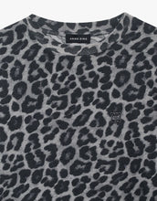 Cohen Tee- Grey Leopard