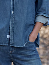 Eileen - Distressed Indigo Washed Denim