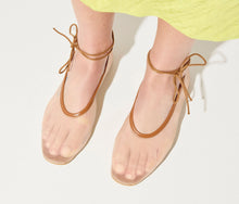 Daisy- Stone Mesh W/ Laces