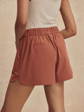 Nila Mid-Rise Short