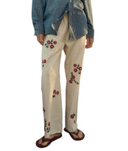 The Easy Pant- Natural Field Floral