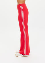 Muse Flare Pant- Roja