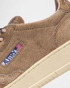 Medalist Low- Pony/ Beige
