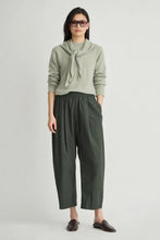 Spa Pleat Pant- Rosin