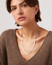Zeina Slim Chain- Platinum