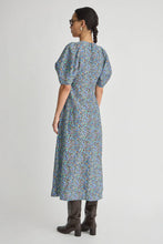Sculpted Sabina Maxi- Cloud Cottage Floral