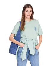 Cade Tee Wave- Washed Seafoam