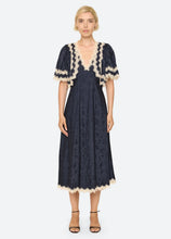 Shay Lace Vneck Midi Dress- Navy