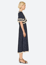 Shay Lace Vneck Midi Dress- Navy