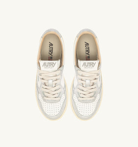 Medalist Low- White/ Silver