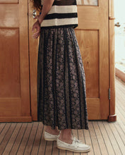 The Canary Skirt- Black & Cream Token Floral