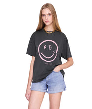 Cade Tee Smiley- Washed Grey