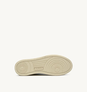 Medalist Low- Suede/ White/ Red