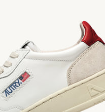Medalist Low- Suede/ White/ Red