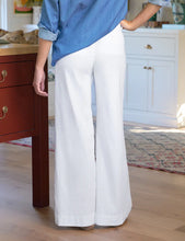 The Italian Wide Leg Chino- White Performance Linen
