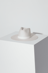 Korin- Off White